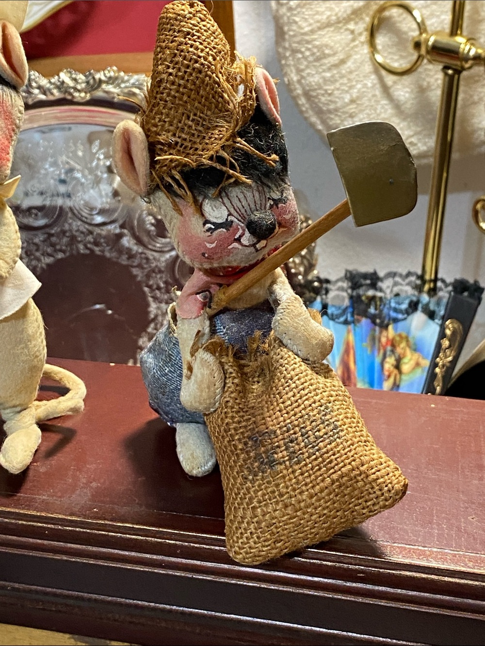 vintage Annalee Mobilitee farmer mouse doll,